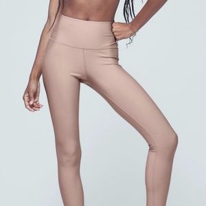 All yoga airlift legging XS